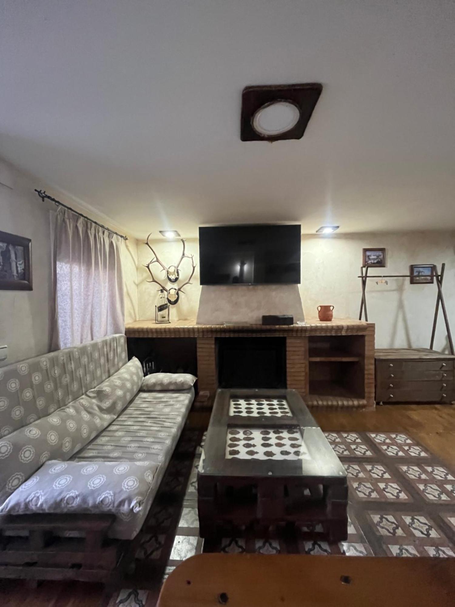 Estudio Las Palmillas La Puebla del Rio Bagian luar foto
